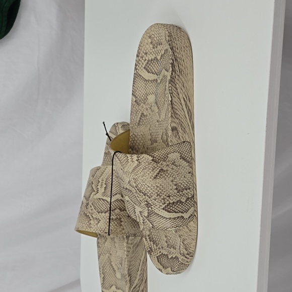 Steve Madden Sofi Slide Snakeskin Printed Sandal Size 9 - Picture 4 of 6